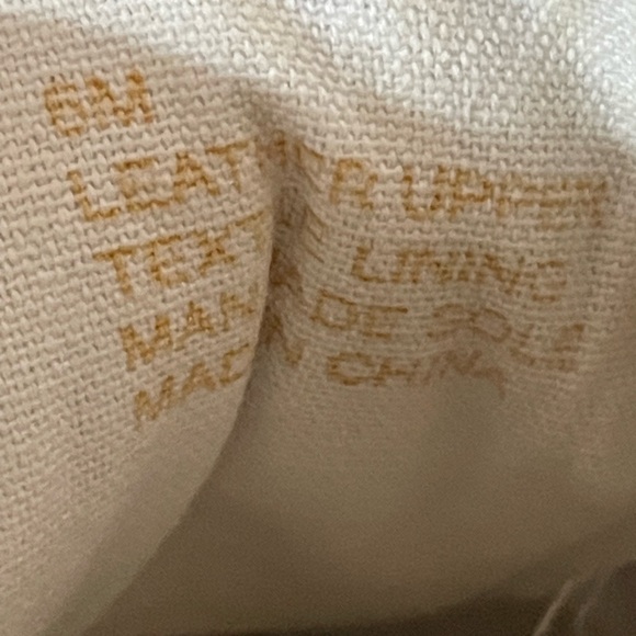 Lilly Pulitzer Sneakers - Picture 9 of 9